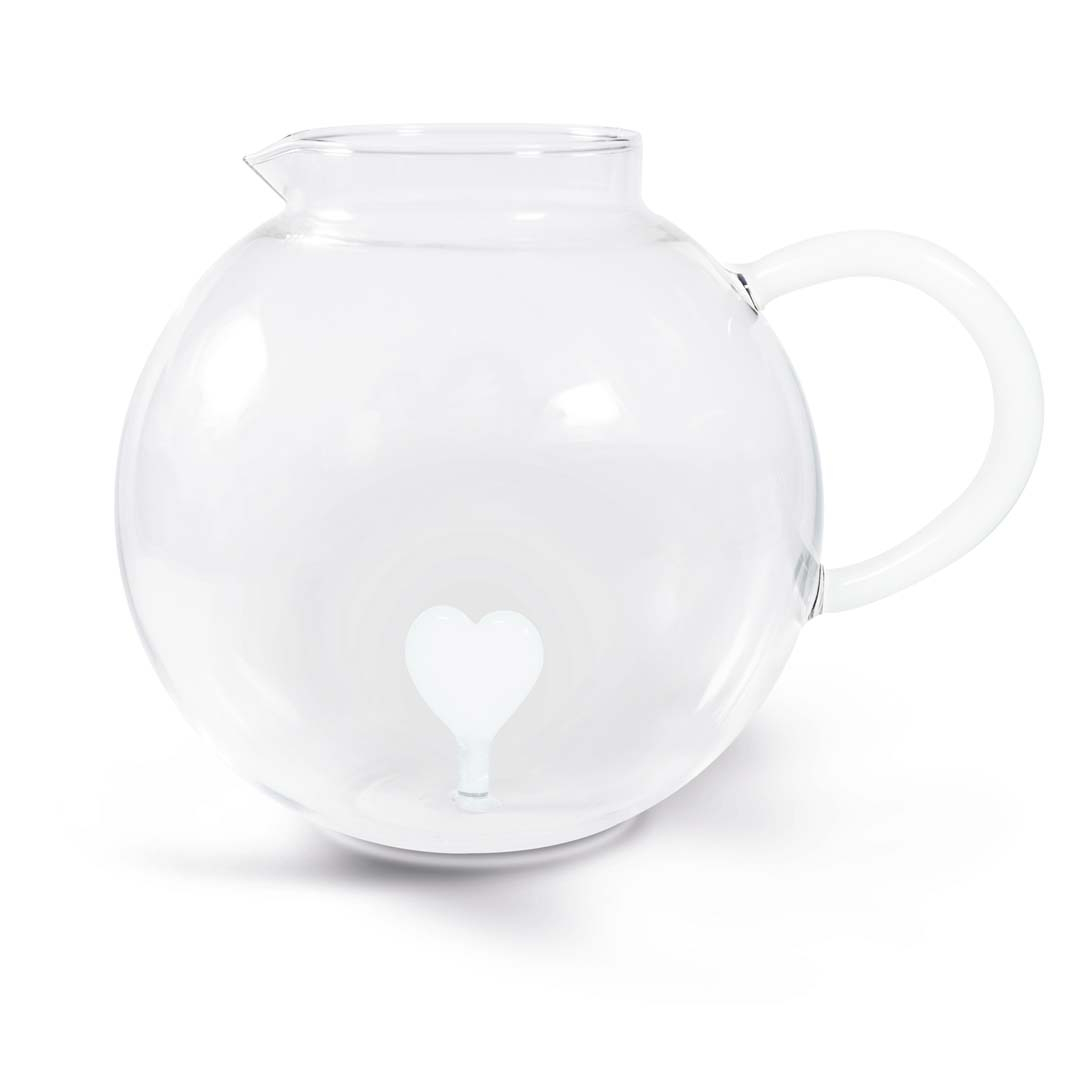 Brocca in vetro con cuore bianco
