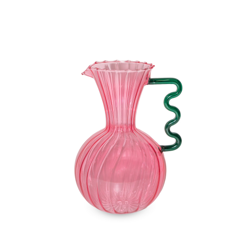 Caraffa in vetro colorata. Colore rosa.