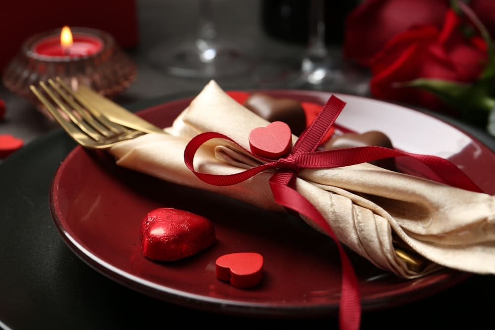 San Valentino: romantici accessori per creare un'atmosfera speciale in tavola e a casa
